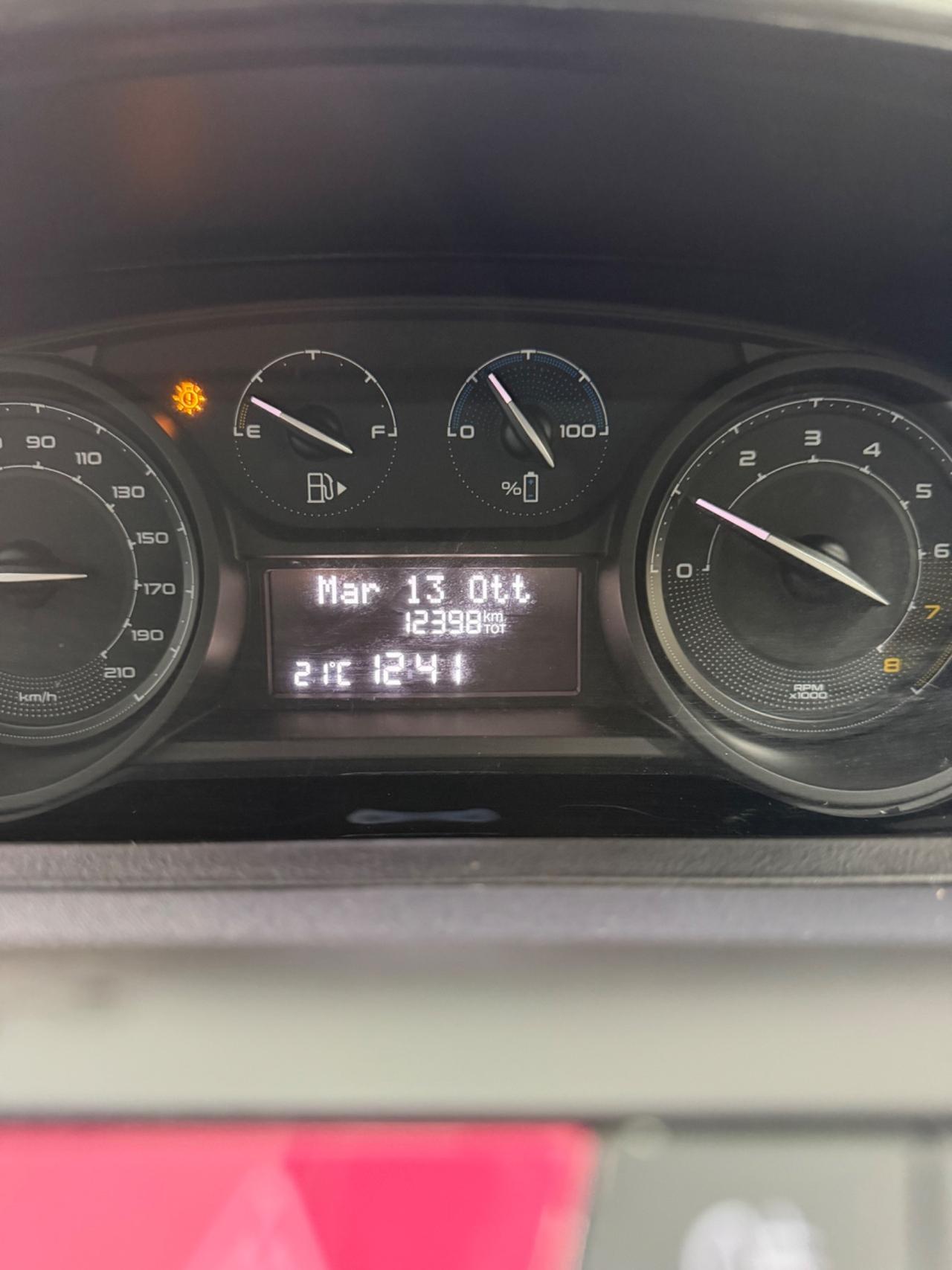 Lancia Ypsilon 1.0 Hibrid GPL