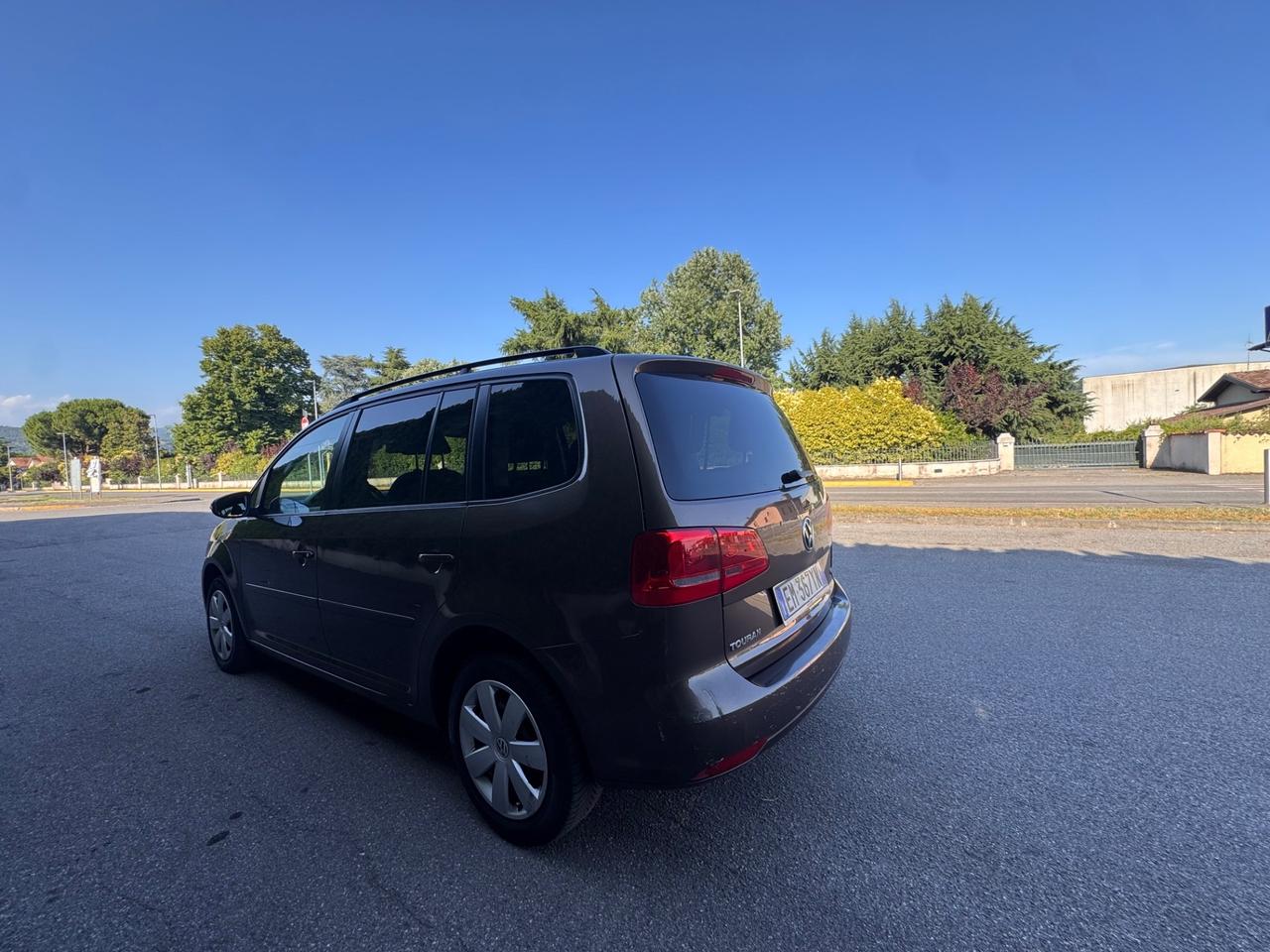 Volkswagen Touran 1.6 d, euro 5, anno 2012, 7 posti, cambio automatico!