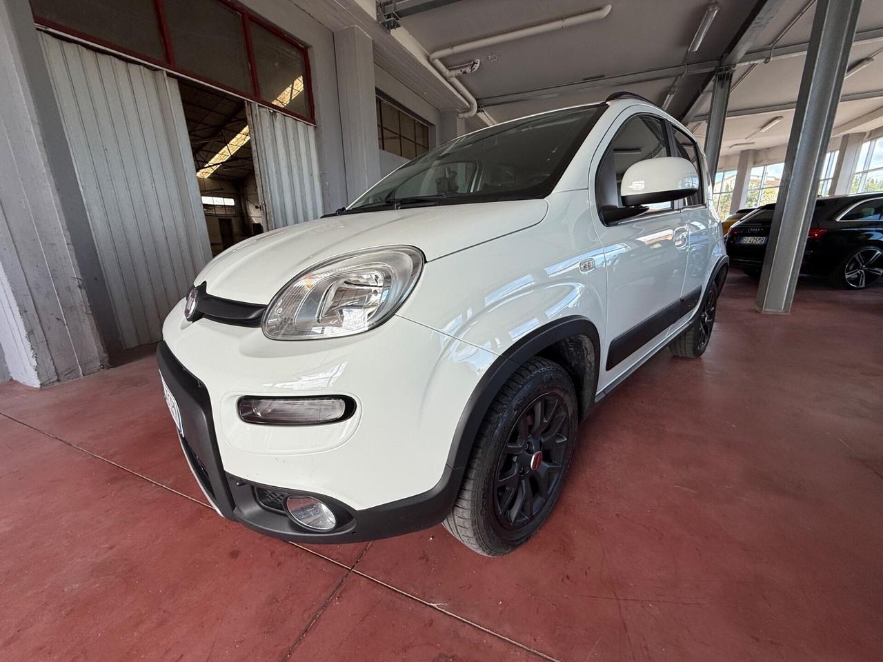 Solo da QUALITYCARS PESCARA INTROVABILE Fiat Panda 1.3 MJT 95 CV S&S 4x4