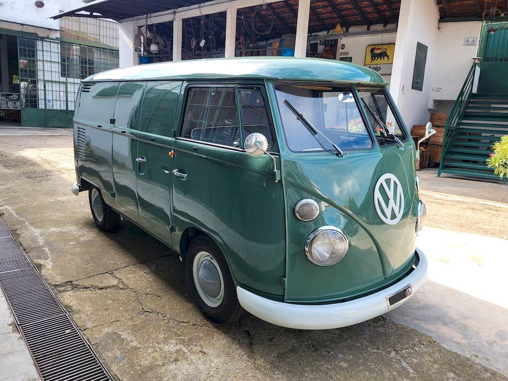 Volkswagen T1 Panel Split Window – 1964