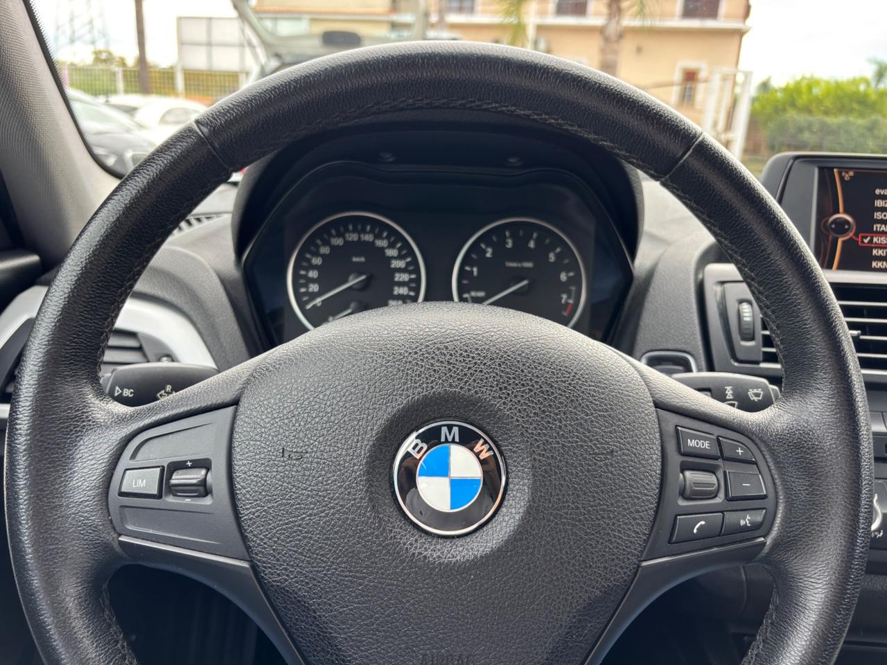 BMW 1 116 136 CV BENZ MSPORT 120.000KM FULL