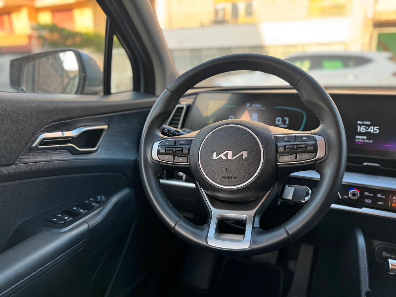 Kia Sportage 1.6 TGDi MHEV DCT Business