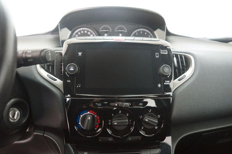 Lancia Ypsilon 1.0 FireFly 5 porte S&S Hybrid Gold