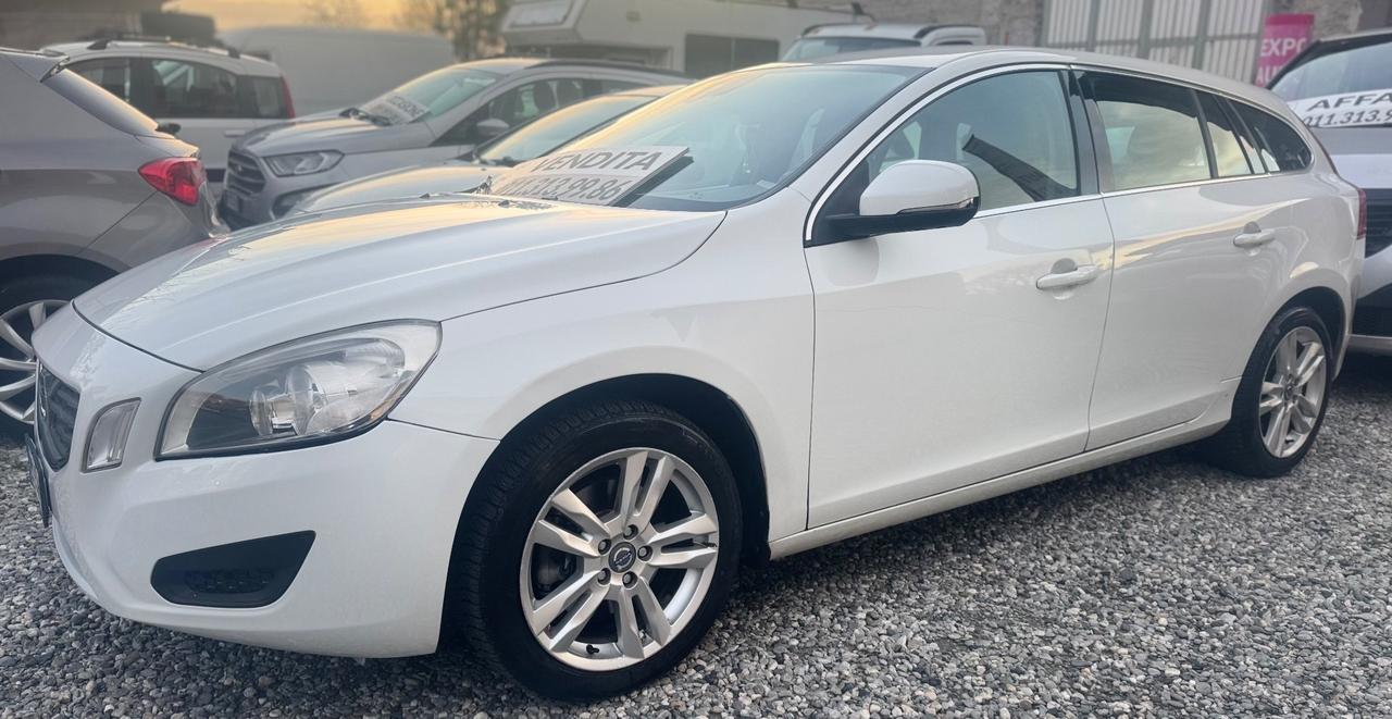 Volvo V60 1.6 hdi sw