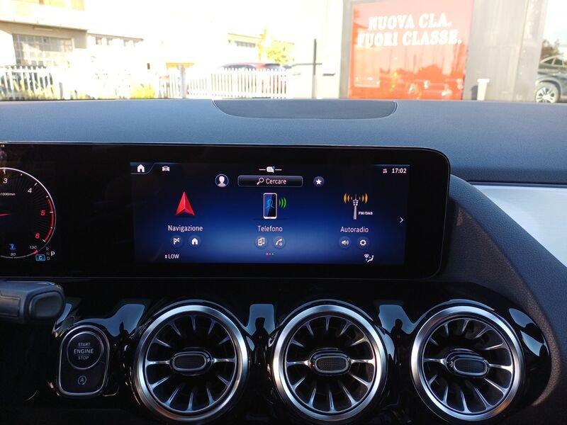 Mercedes-Benz GLA GLA 180 d AMG Line Advanced Plus NIGHT-PACK