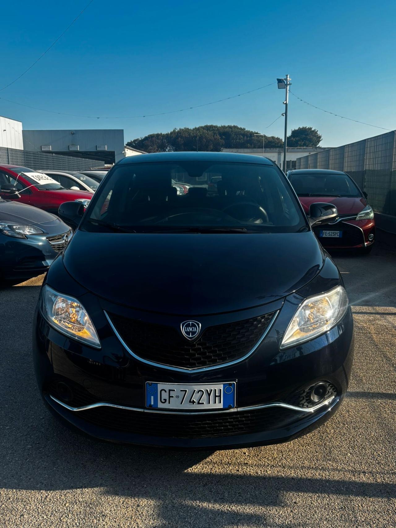 Lancia Ypsilon 1.0 FireFly 5 porte S&S Hybrid Ecochic Gold