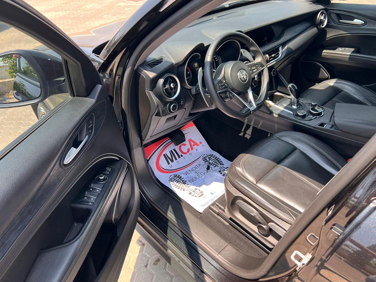 Alfa Romeo Stelvio 2.2 Turbodiesel 160 CV AT8 RWD Sport-Tech