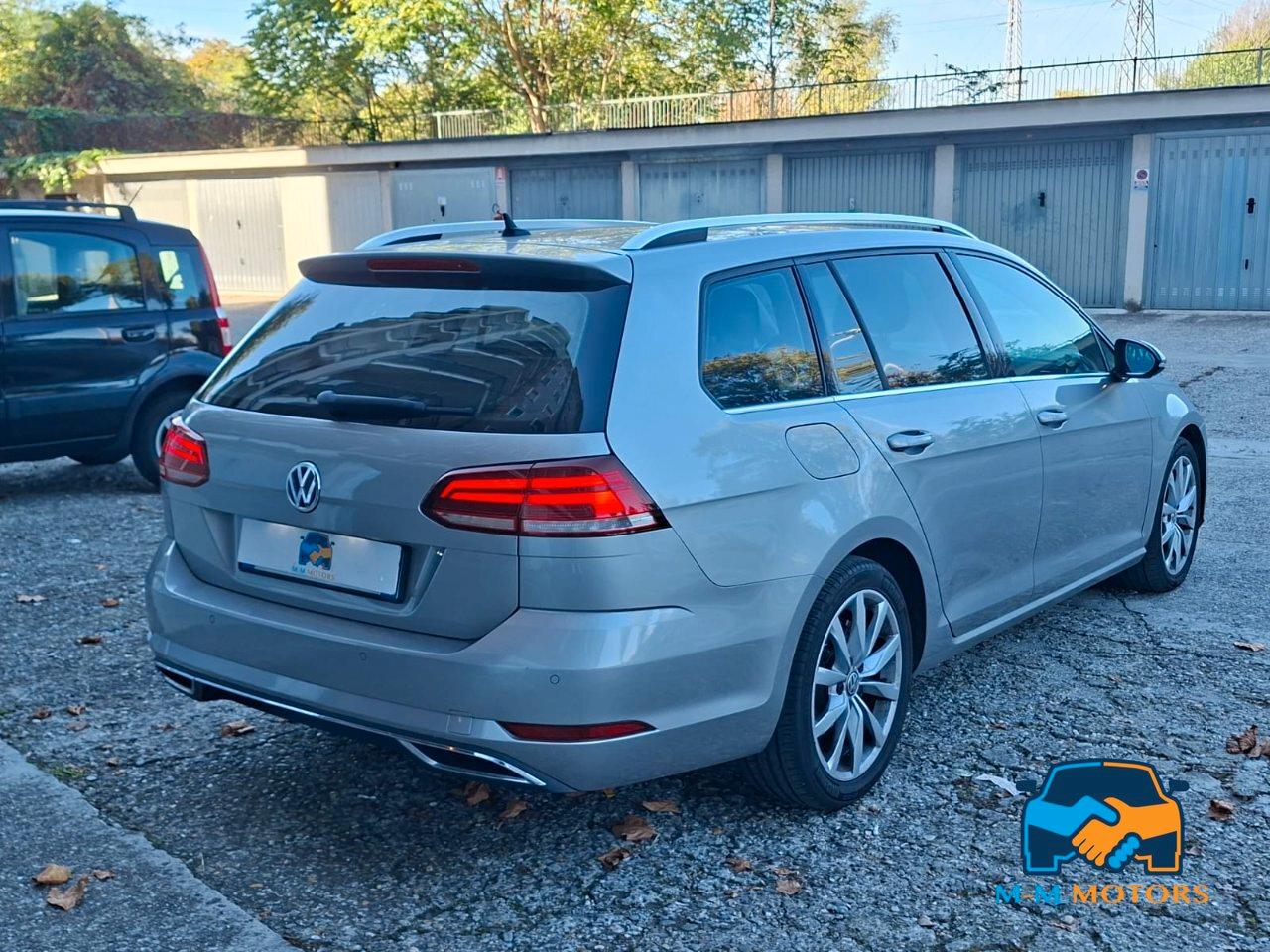 Volkswagen Golf Variant 1.6 tdi Business 115cv dsg