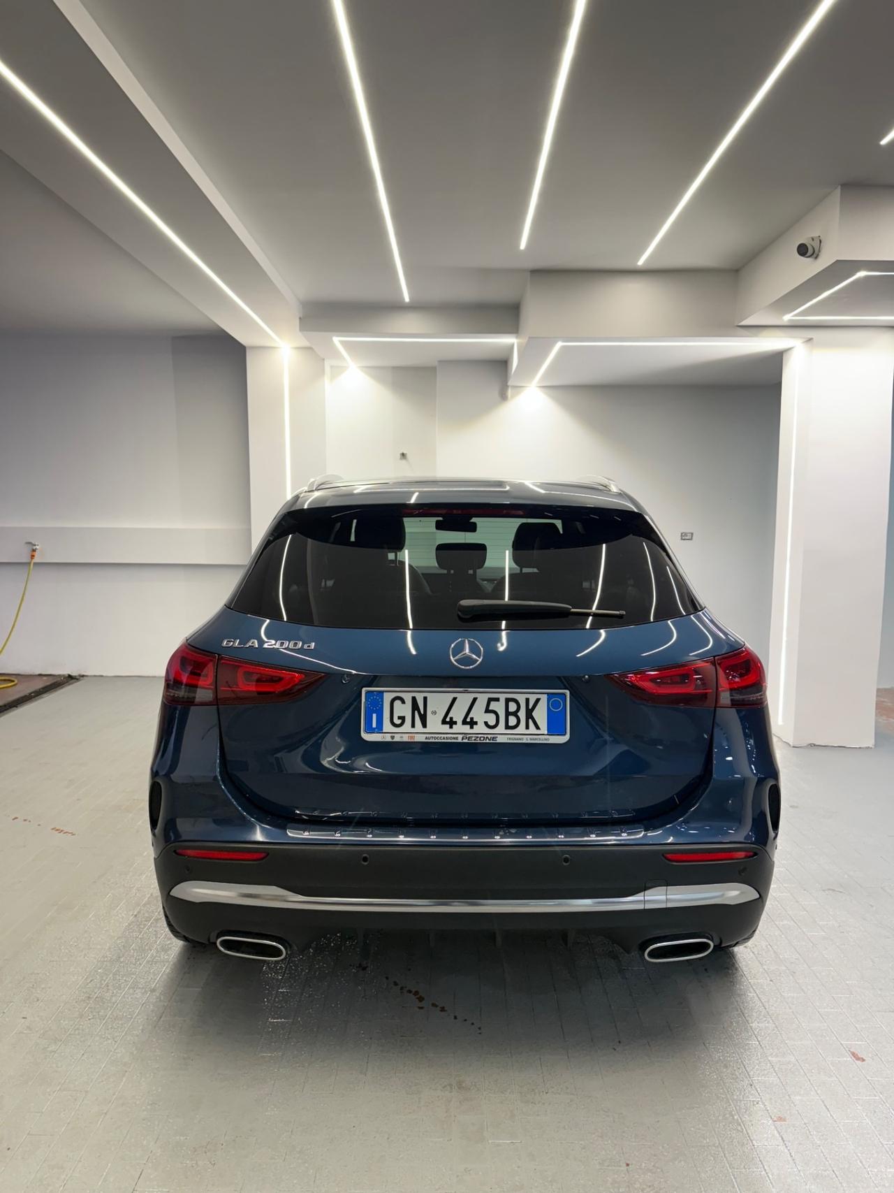 Mercedes-benz GLA 200 d Automatic Premium - Tetto