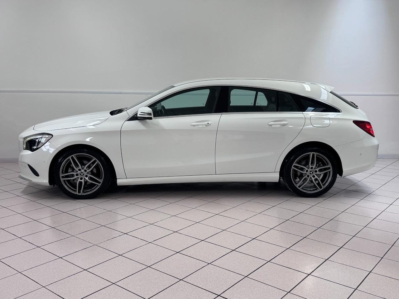 M.B. CLA Shooting Brake 200 d 4Matic Automatic