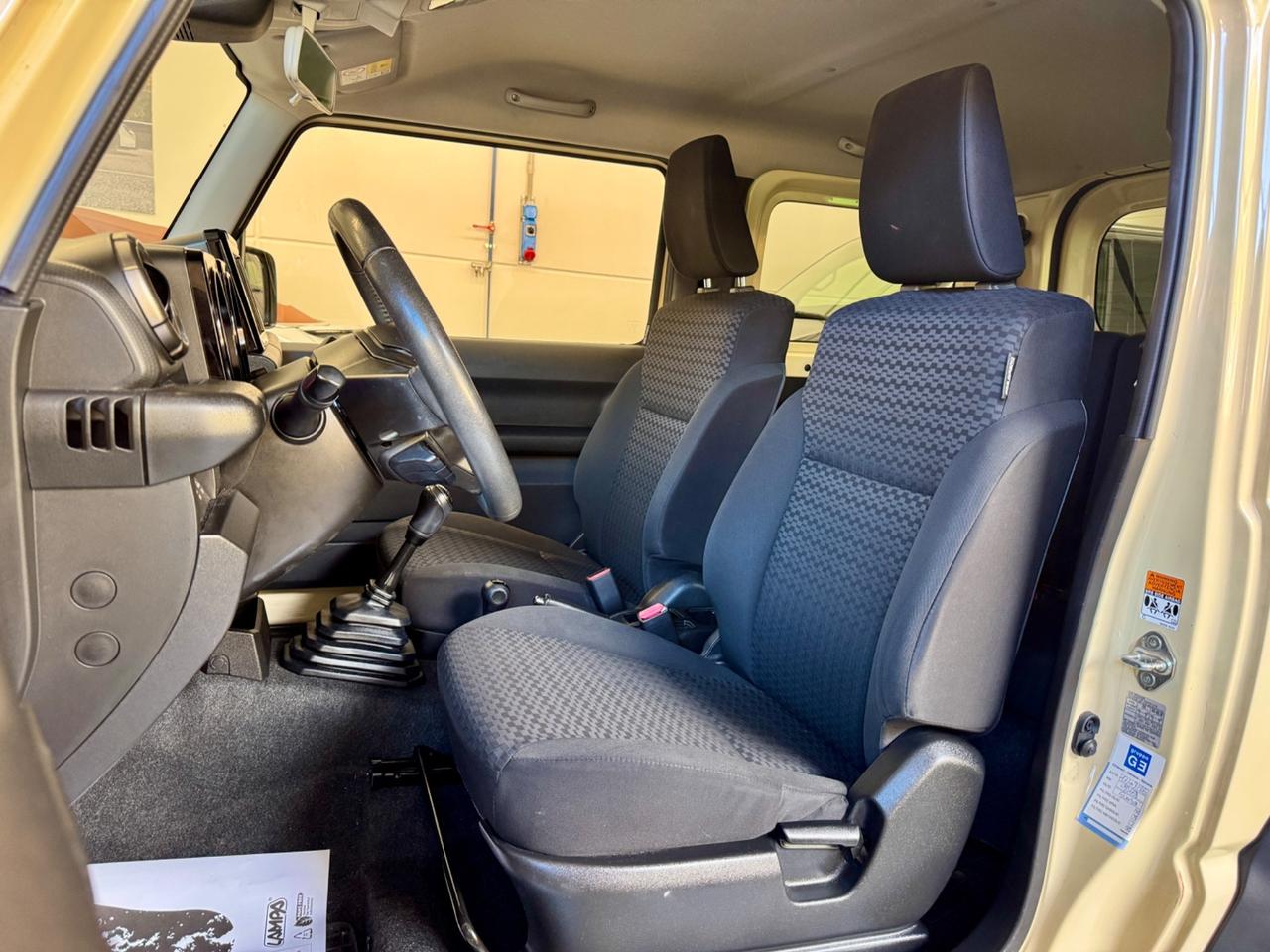 Suzuki Jimny - 4 POSTI VETTURA - FULL OPTIONAL