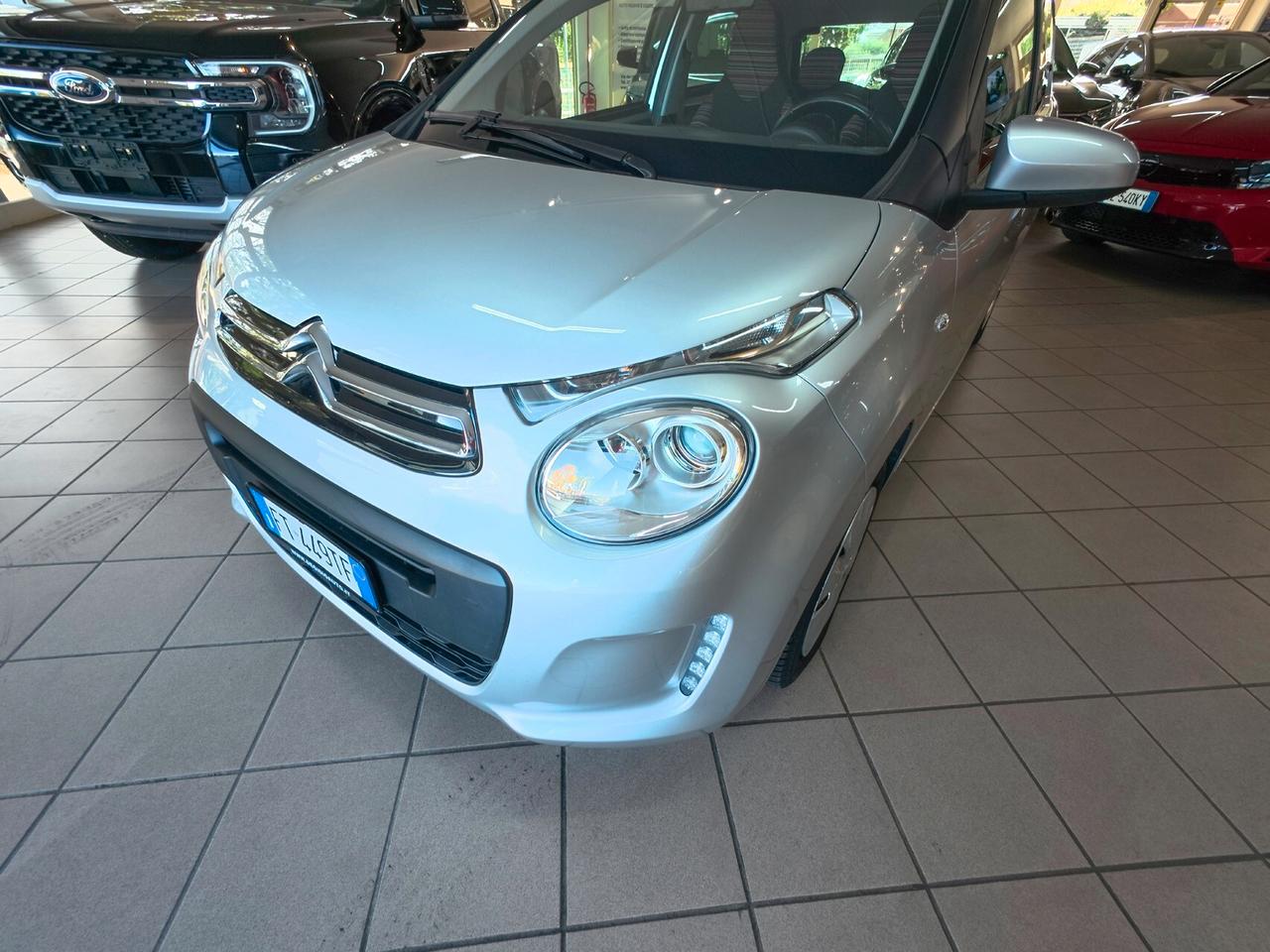 Citroen C1 VTi 72 Feel - ETG 5 porte AUTOMATICA