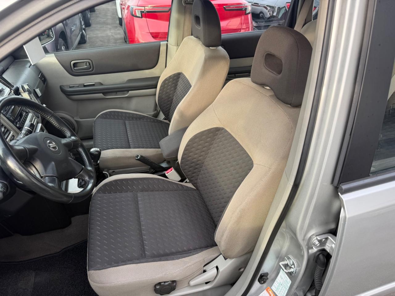 Nissan X-Trail 2.2 dCi Elegance