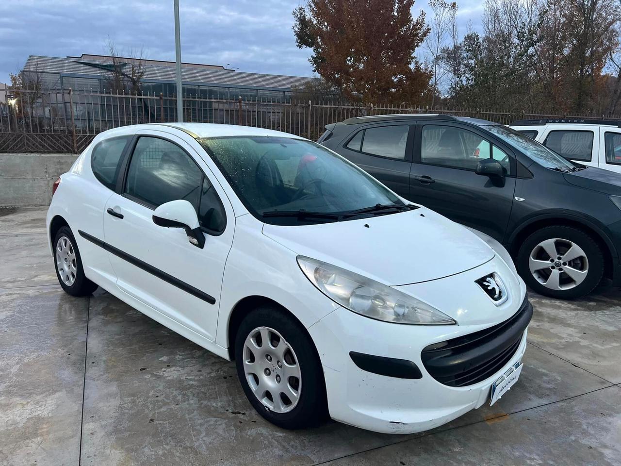 Peugeot 207 1.4 HDi 70CV 3p. -VAN-