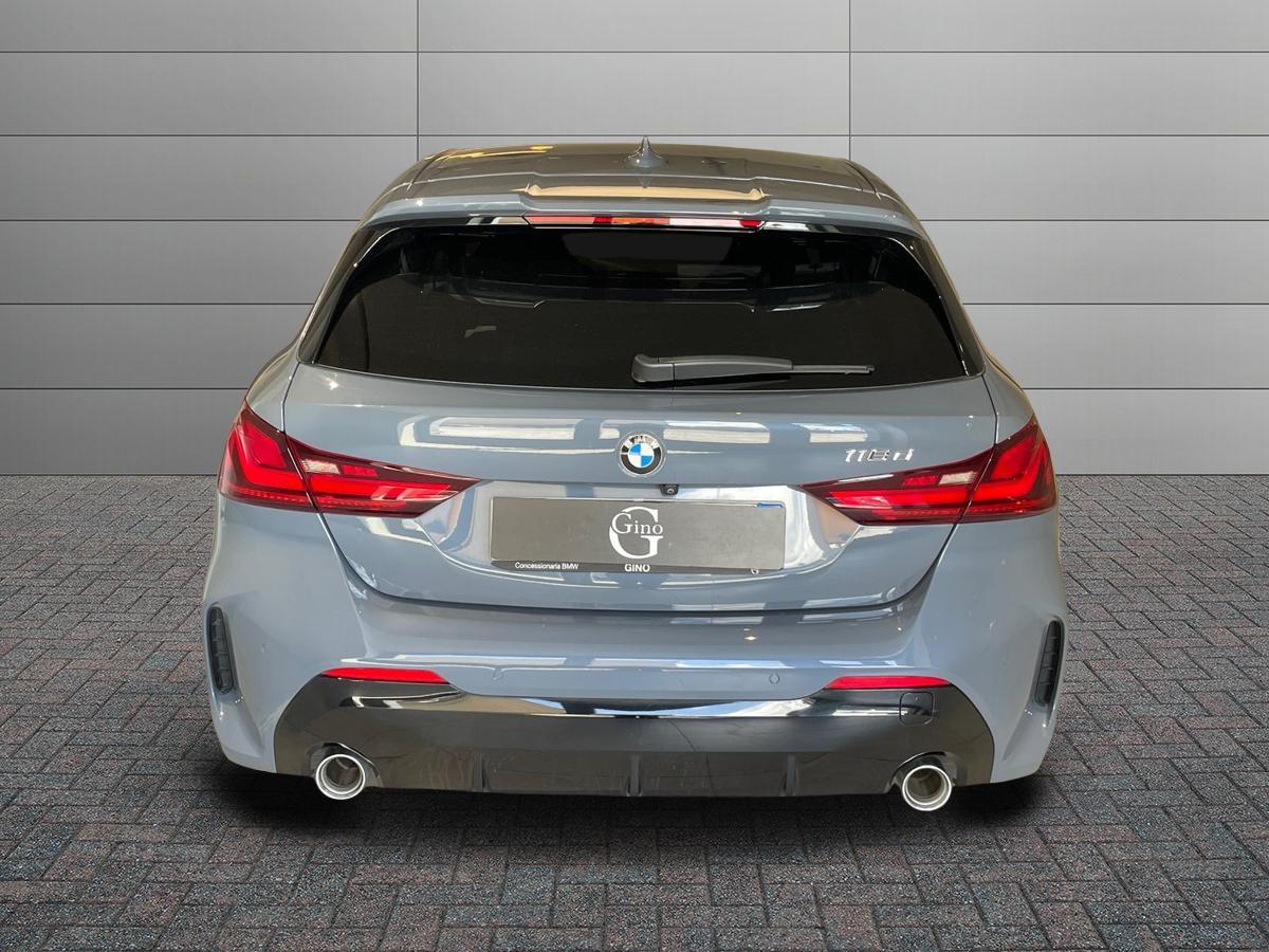 BMW Serie 1 F40 - 118d Msport auto
