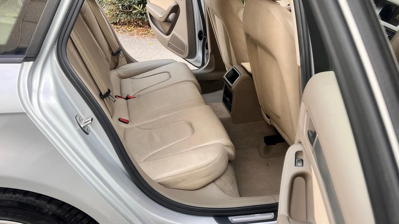 Audi A4 Avant 2.0 TDI 143CV cambio automatico Unico Prop