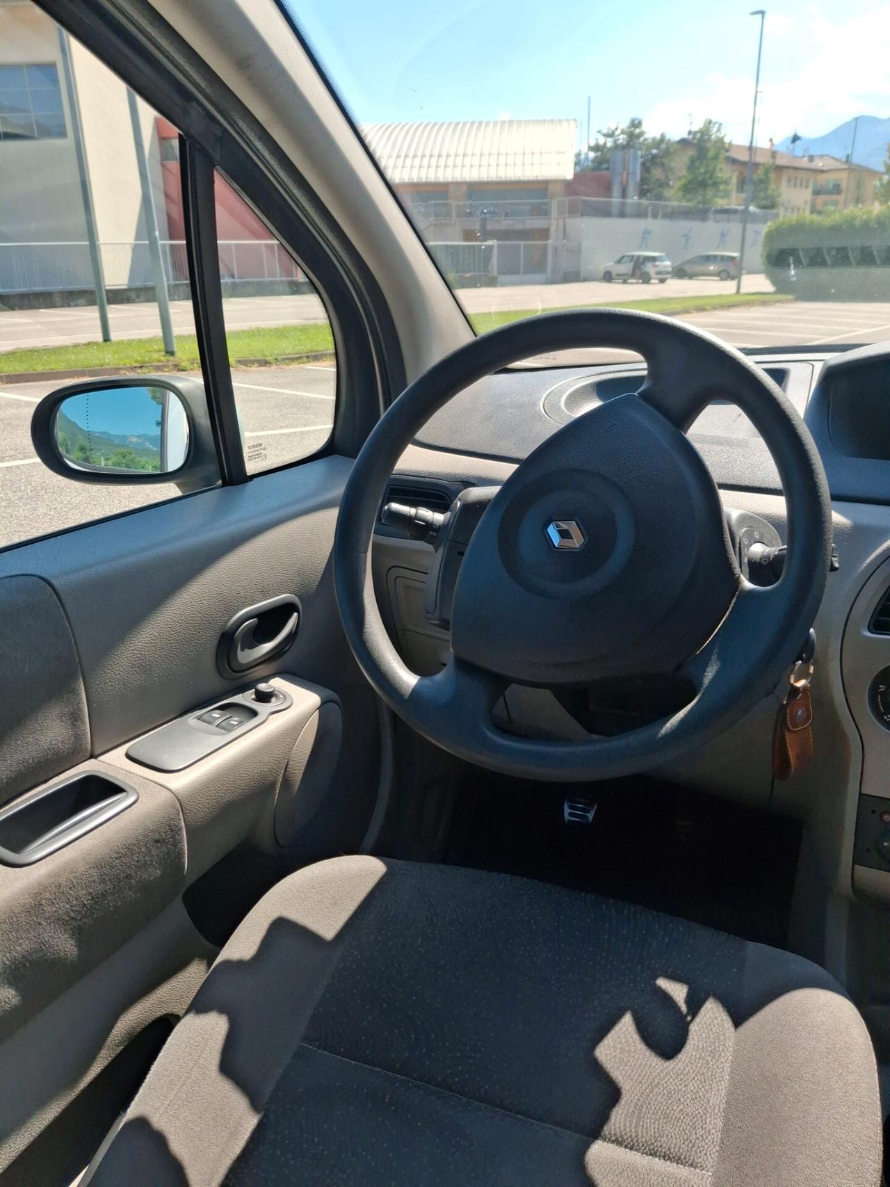 Renault Modus 1.2 16V Confort Dynamique