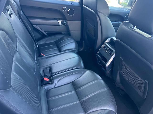 LAND ROVER Range Rover Sport 3.0 TDV6 S