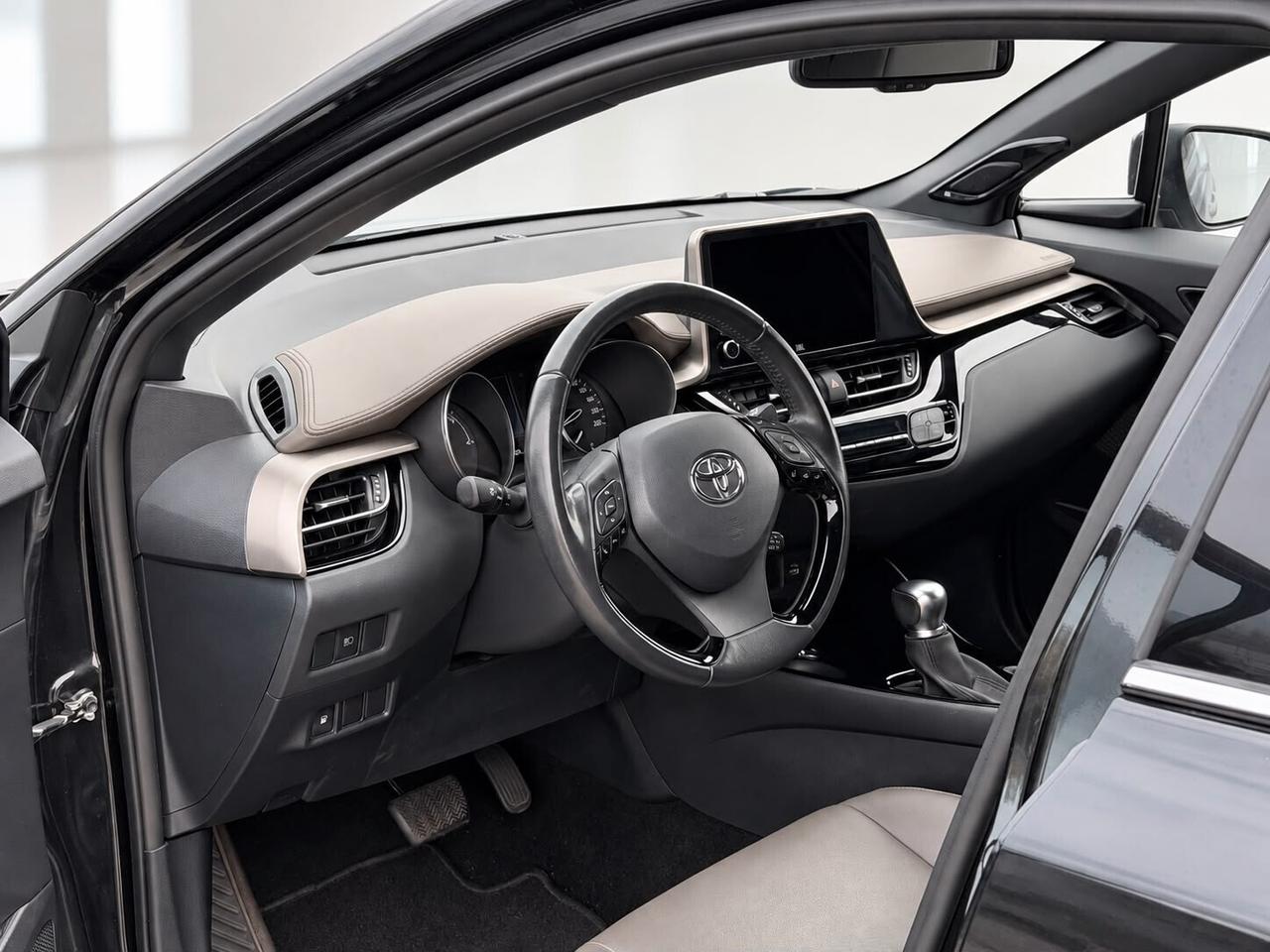 Toyota C-HR lounge
