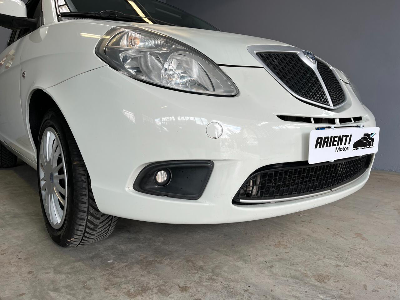 Lancia Ypsilon 1.2cc BENZ 60cv - OK NEOPATENTATI