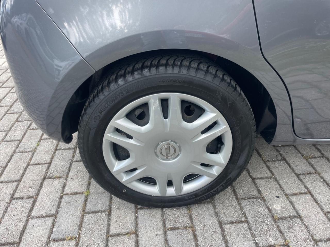 Opel Corsa 1.4 90CV GPL Tech 5 porte n-Joy