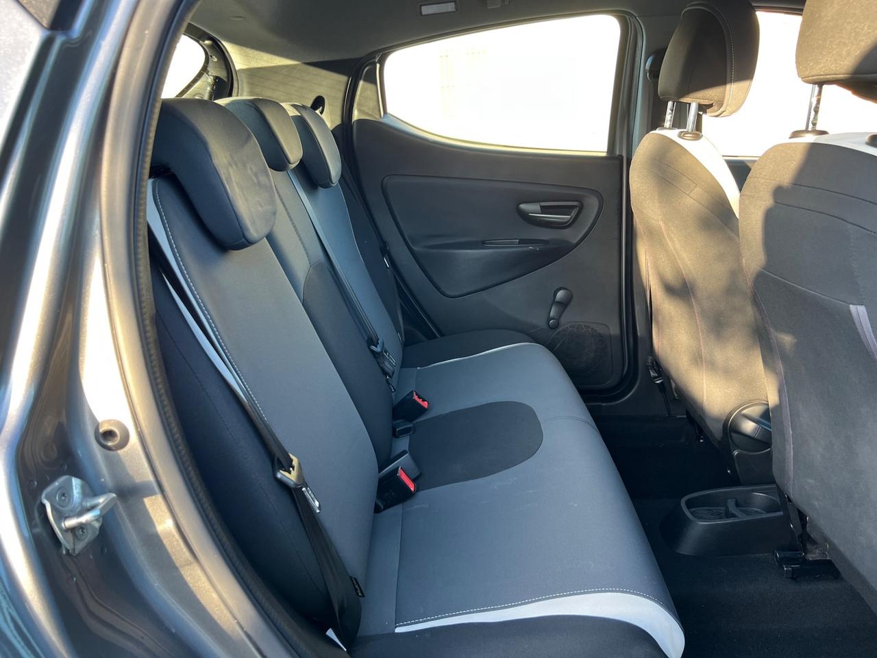 Lancia Ypsilon 1.2 69 CV “62 Mila Km” 2015