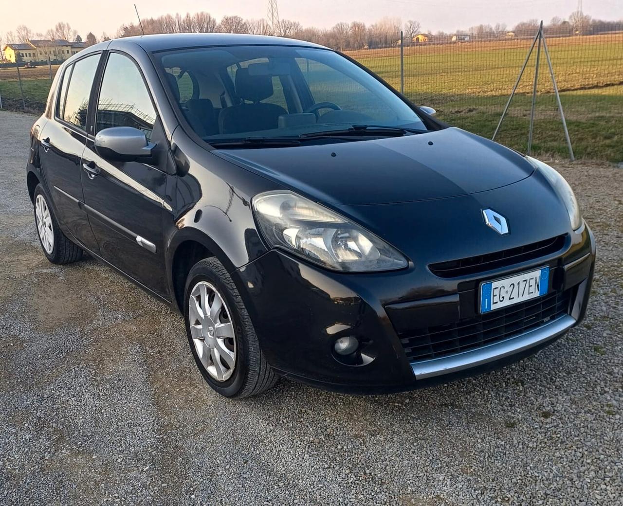 Renault Clio 1.2 16V 5 porte Dynamique