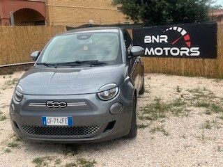 Fiat 500 500e Berlina 42 kWh Passion