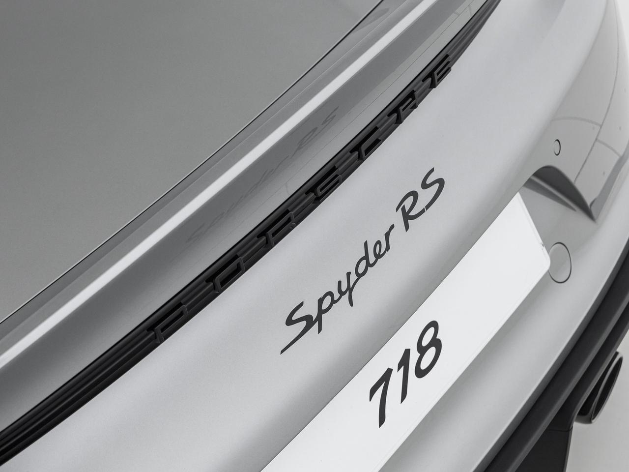 Porsche 718 Boxster 4.0 spyder rs pdk