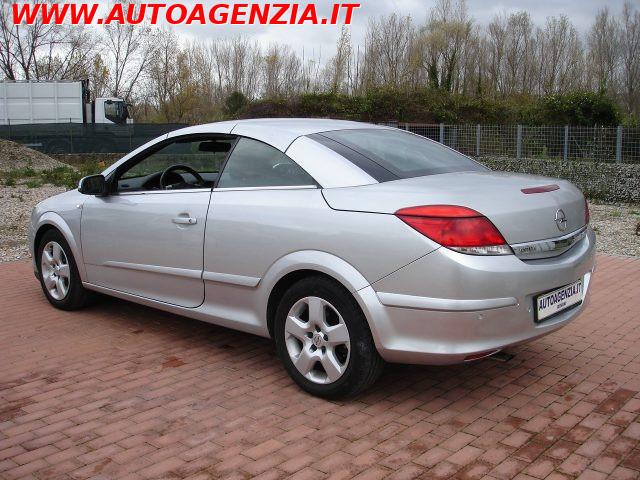 OPEL Astra 1.9 16V CDTI 150CV COUPE/CABRIOLET