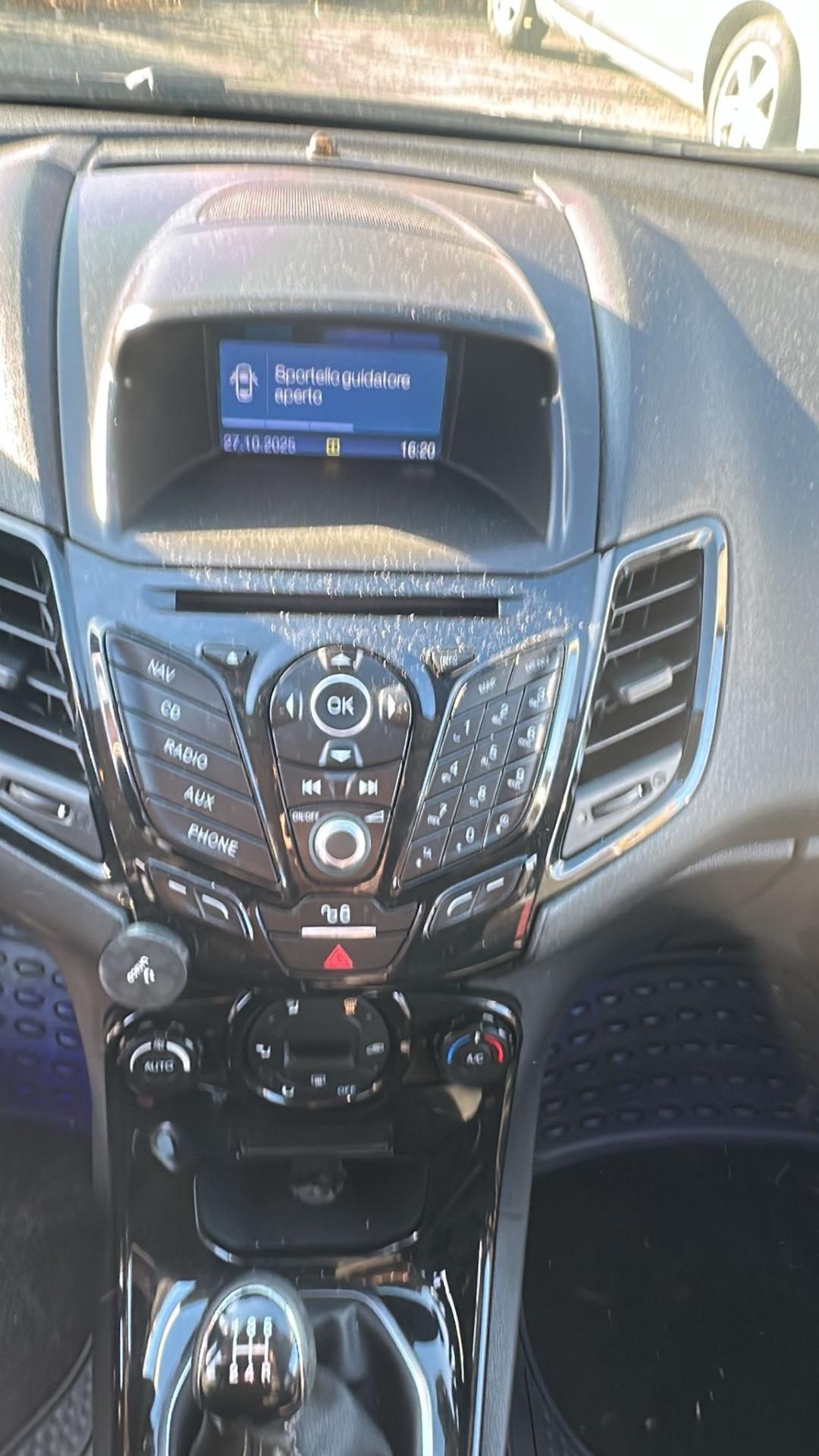 Ford Fiesta 1.0 80CV 5 porte Black & White Edition