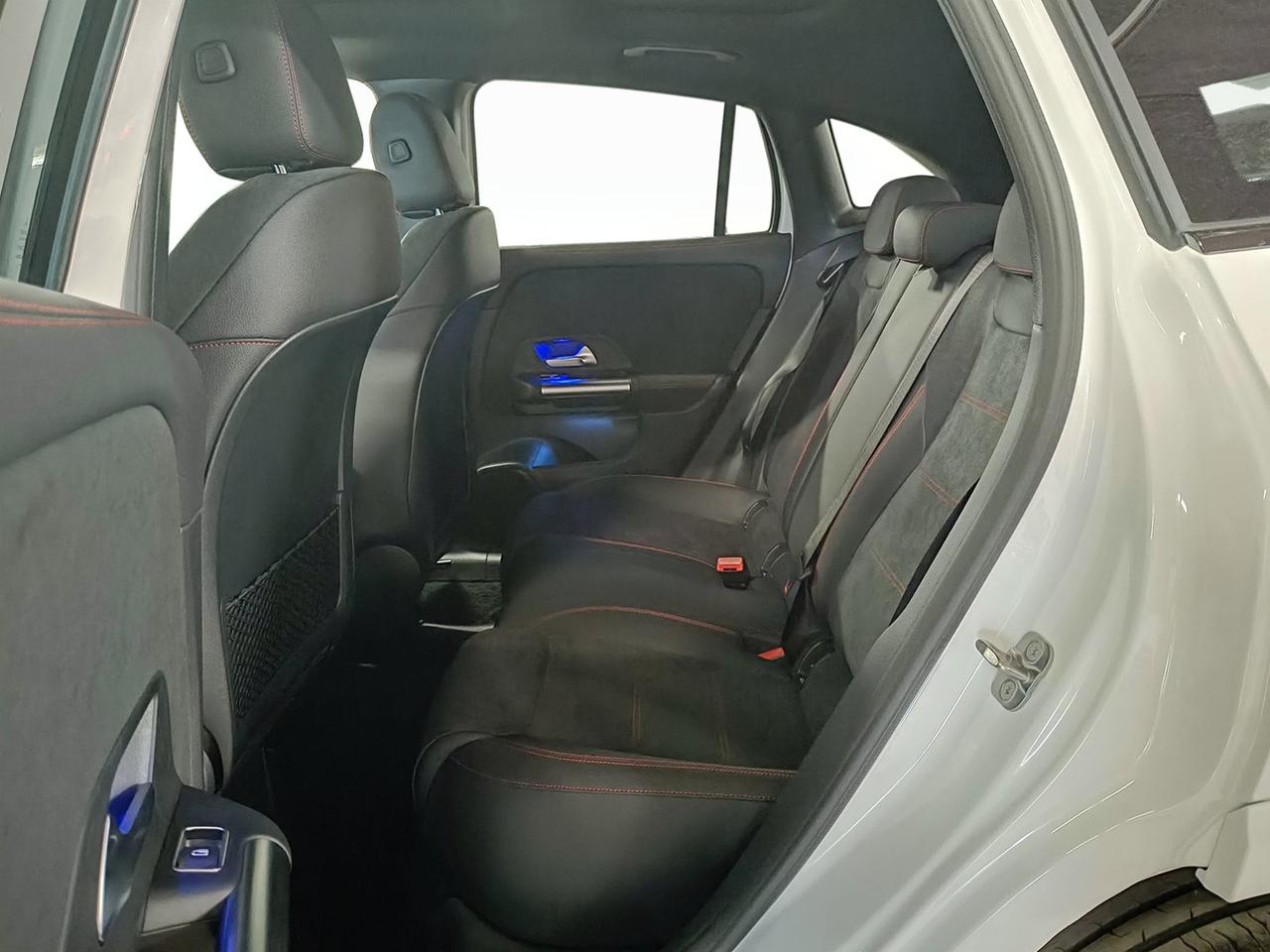 Mercedes-Benz GLA 200 d automatic