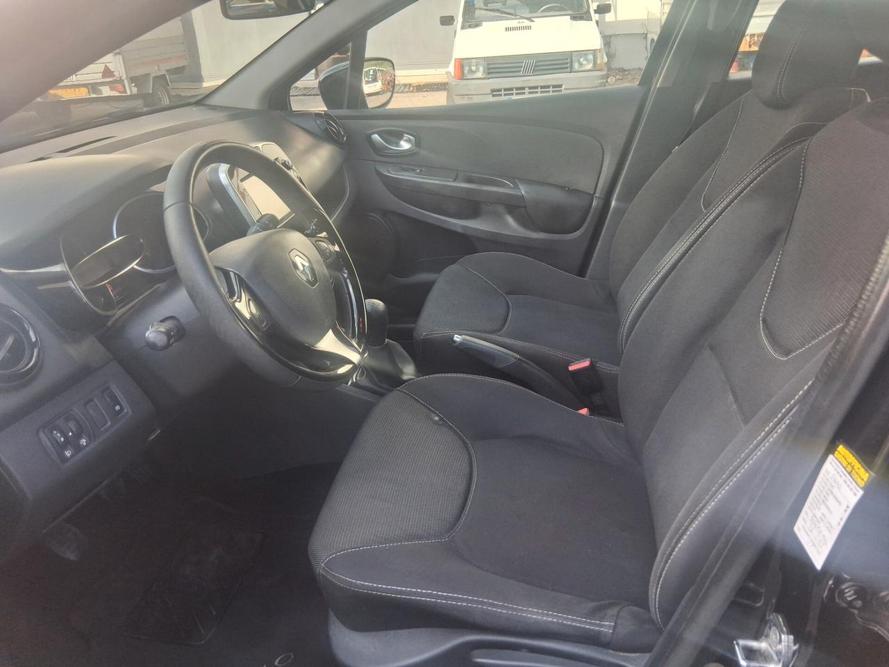 Renault Clio dCi 8V 75 CV Start&Stop 5 porte Energy Duel