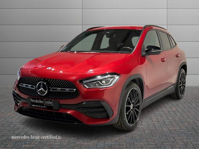MERCEDES-BENZ GLA 200 d Auto 4Matic Premium