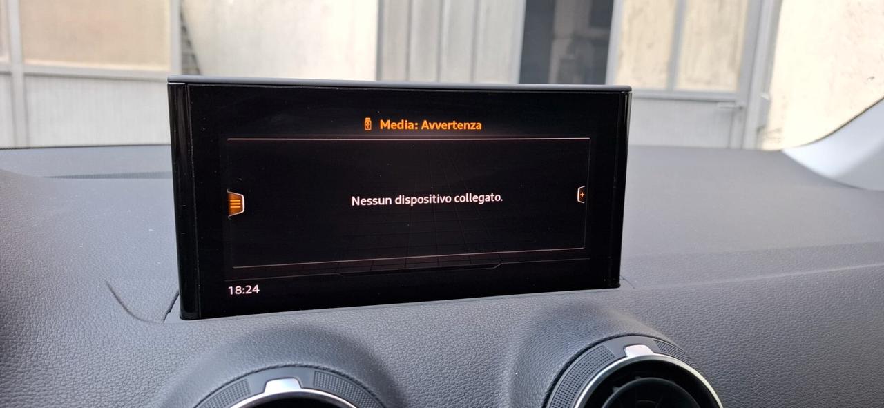 Audi Q2 35 TDI quattro S tronic Admired Advanced