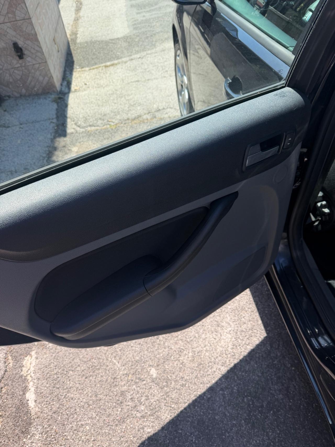 Ford Focus 1.6 TDCi (110CV) 5p. Tit. DPF