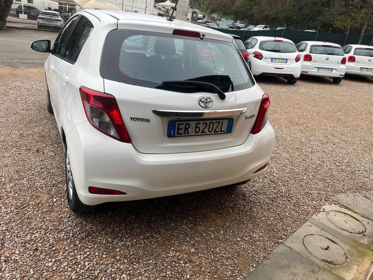 Toyota Yaris 1.0 5 porte