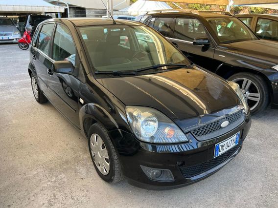 FORD Fiesta Fiesta 1.4 TDCi 5p. Titanium