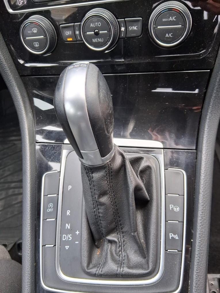 VOLKSWAGEN GOLF 1.6 DIESEL "HIGHLINE" 110 CV