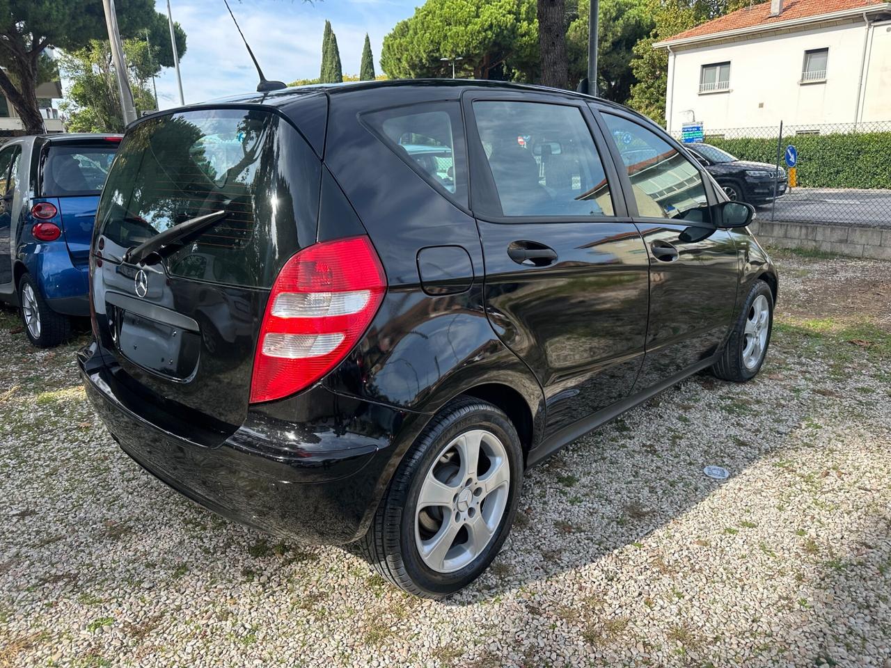 Mercedes-benz A 150 benzina elegance automatica