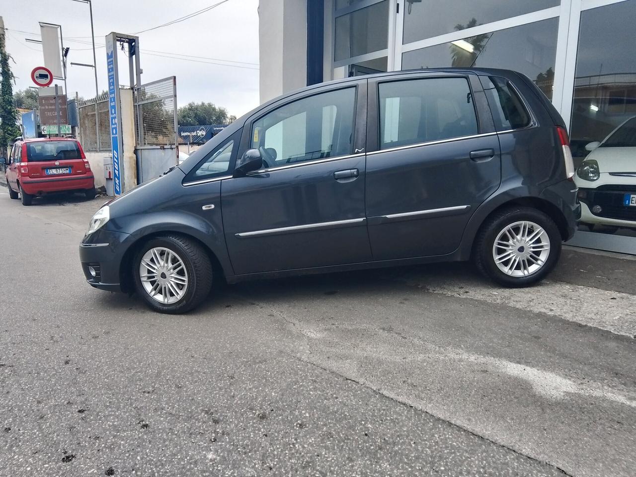 Lancia MUSA 1.3 Mjt 16V 95 CV S&S DPF Oro