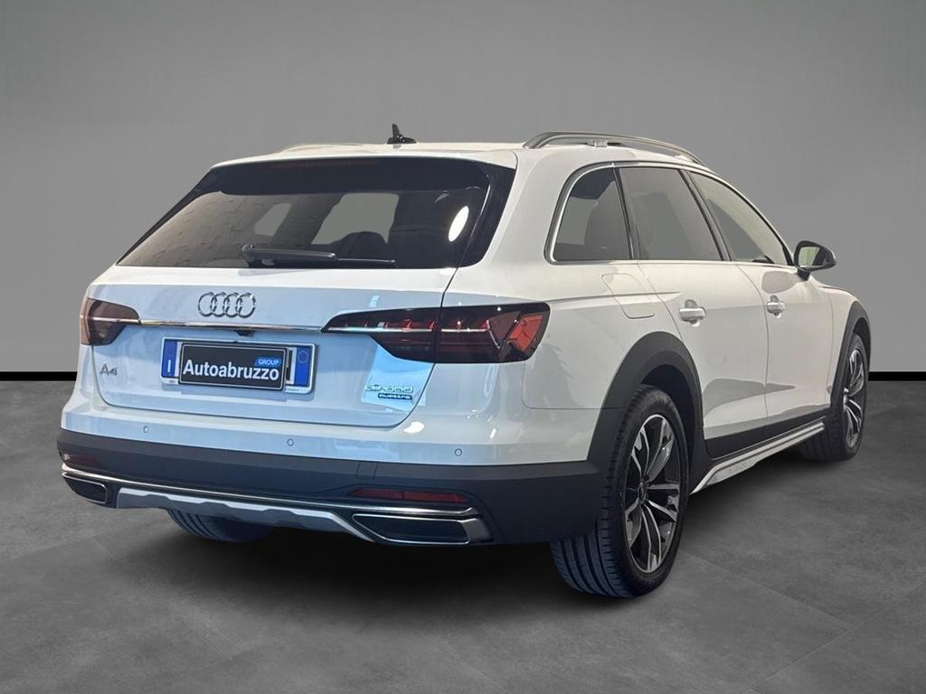 Audi A4 Allroad 40 2.0 TDI mHEV Identity Contrast Quattro S tronic