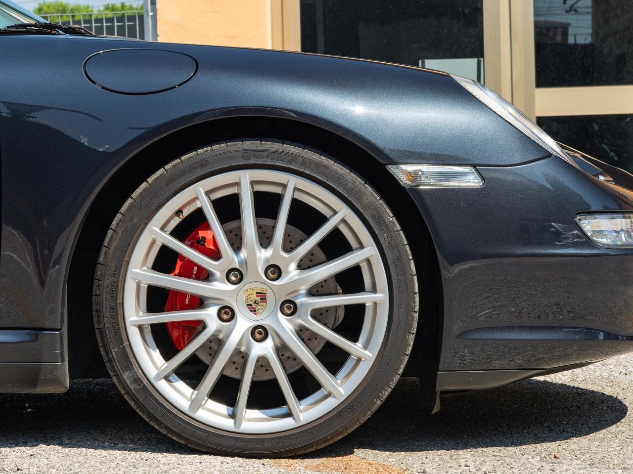 Porsche 911 Carrera 4S Cabriolet