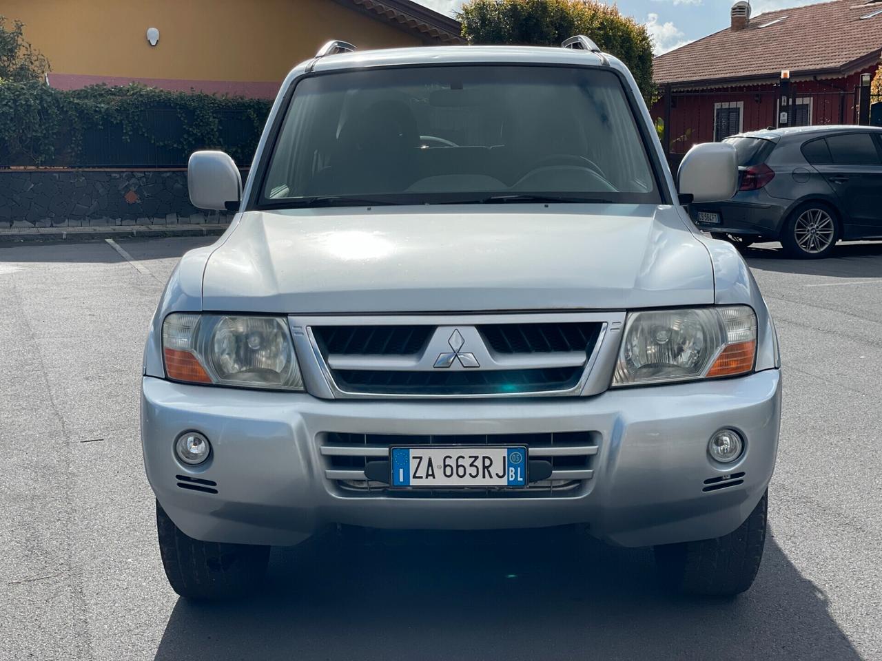 Mitsubishi Pajero 3.2 16V DI-D 3p. aut. Intense