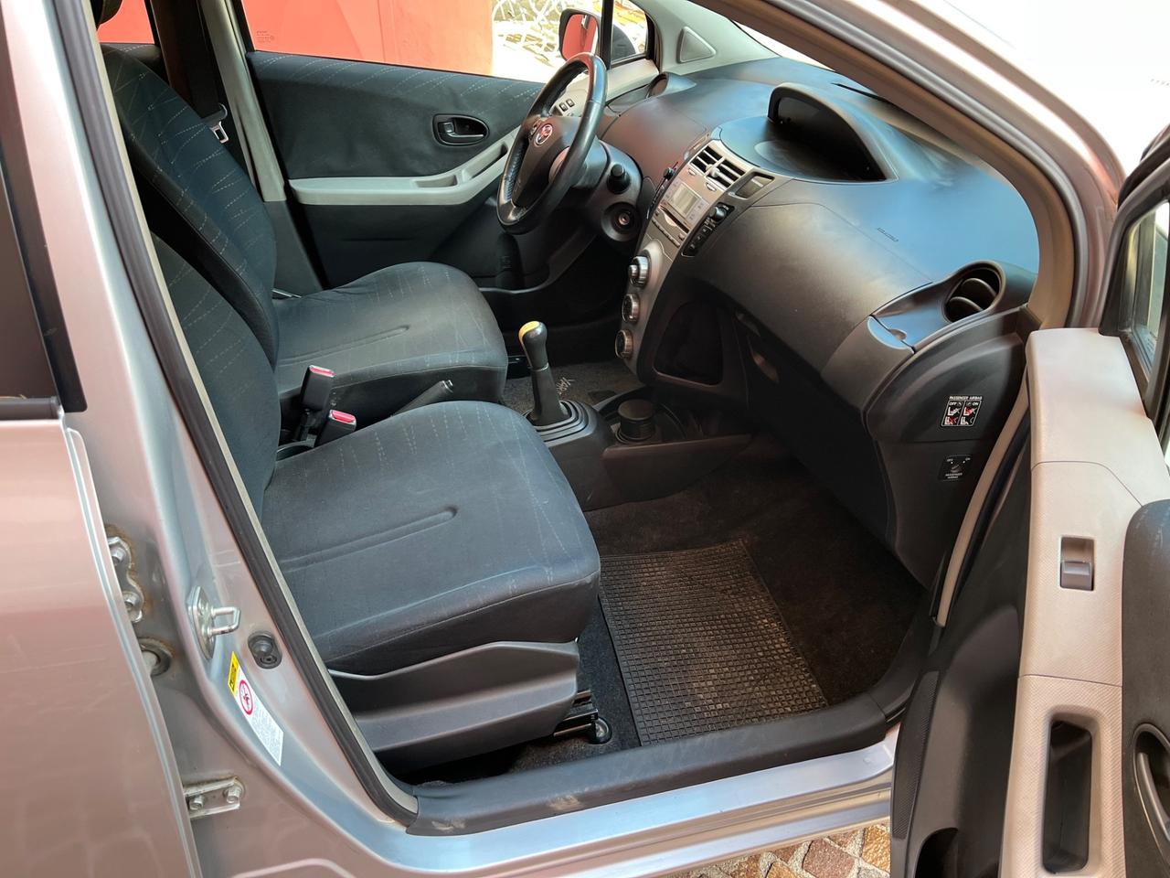 Toyota Yaris 1.4 TURBO DIESEL