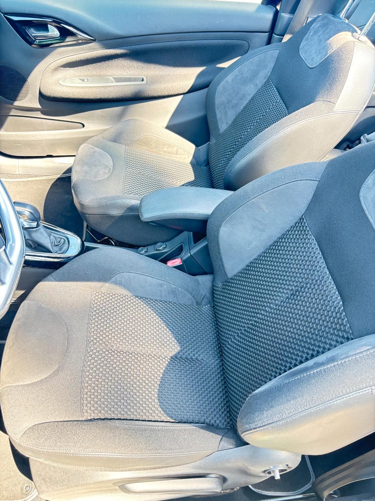 Ds DS3 3 PureTech 110 aut. So Chic Cabrio