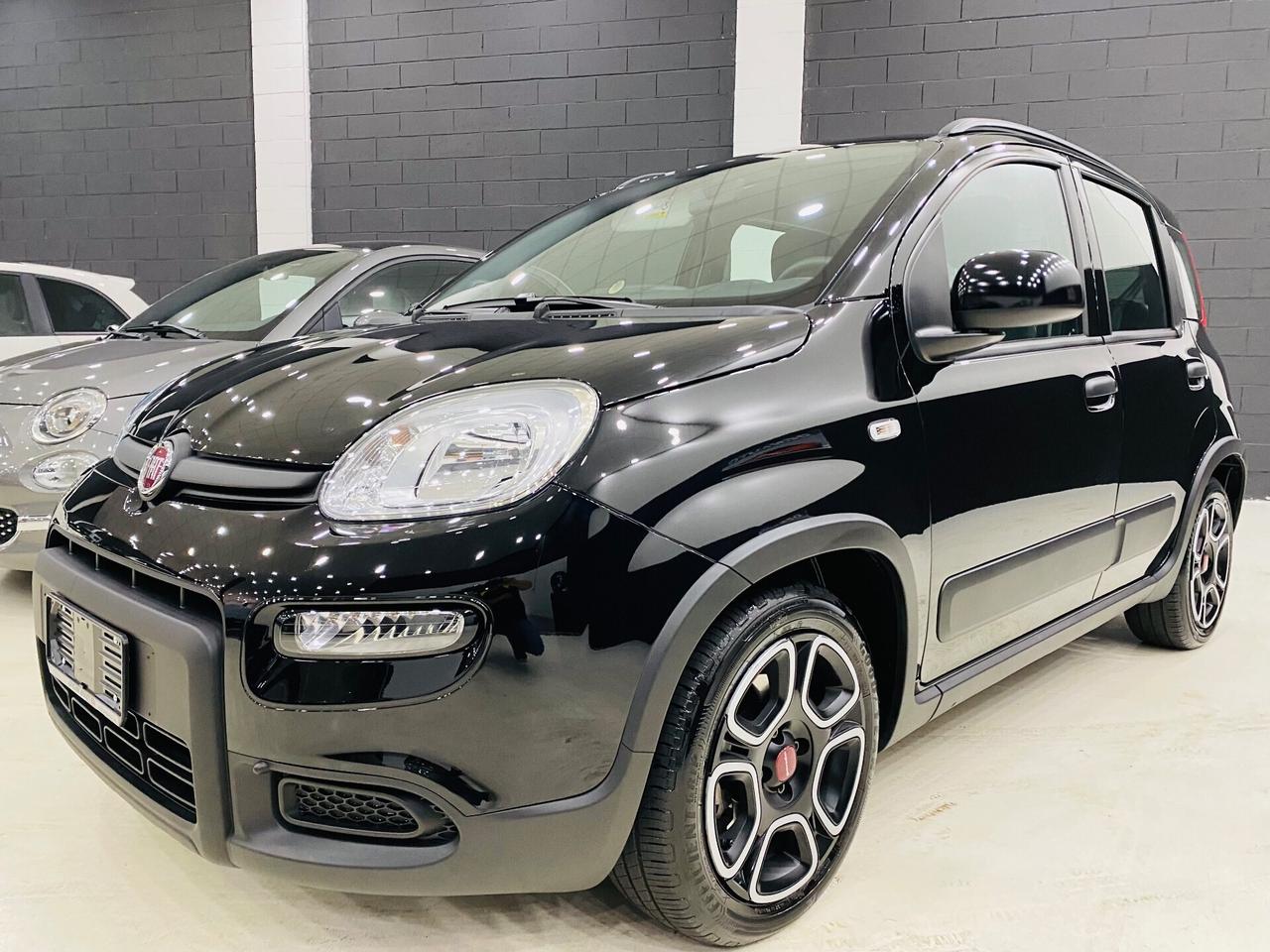 Fiat Panda 1.0 firefly hybrid Sport s Navy CarPlay