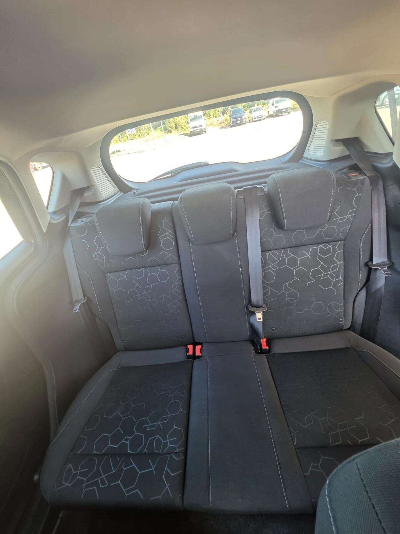 Ford B-Max 1.4 90 CV GPL Business Titanium