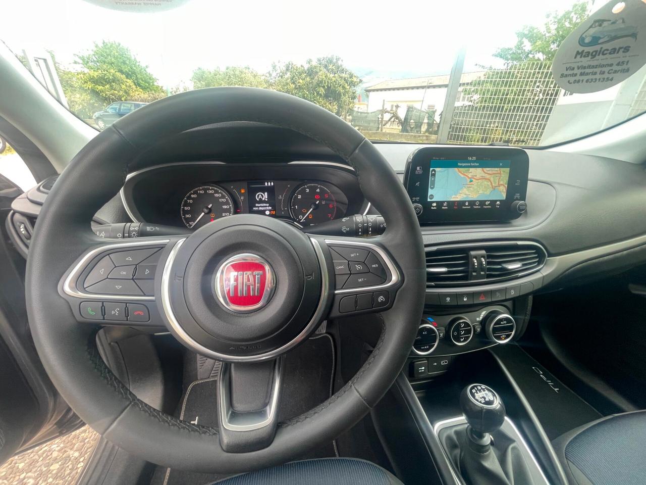FIAT Tipo (2015-->) Tipo 1.6 Mjt S&S SW City Life