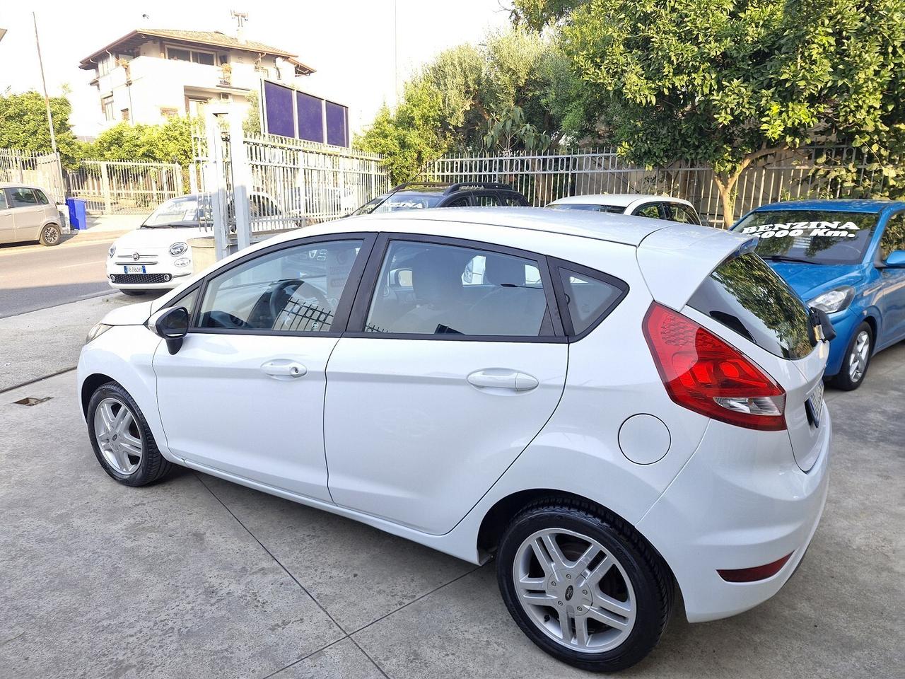 FORD FIESTA 1.4 BENZINA GPL CASA MADRE TITANIUM